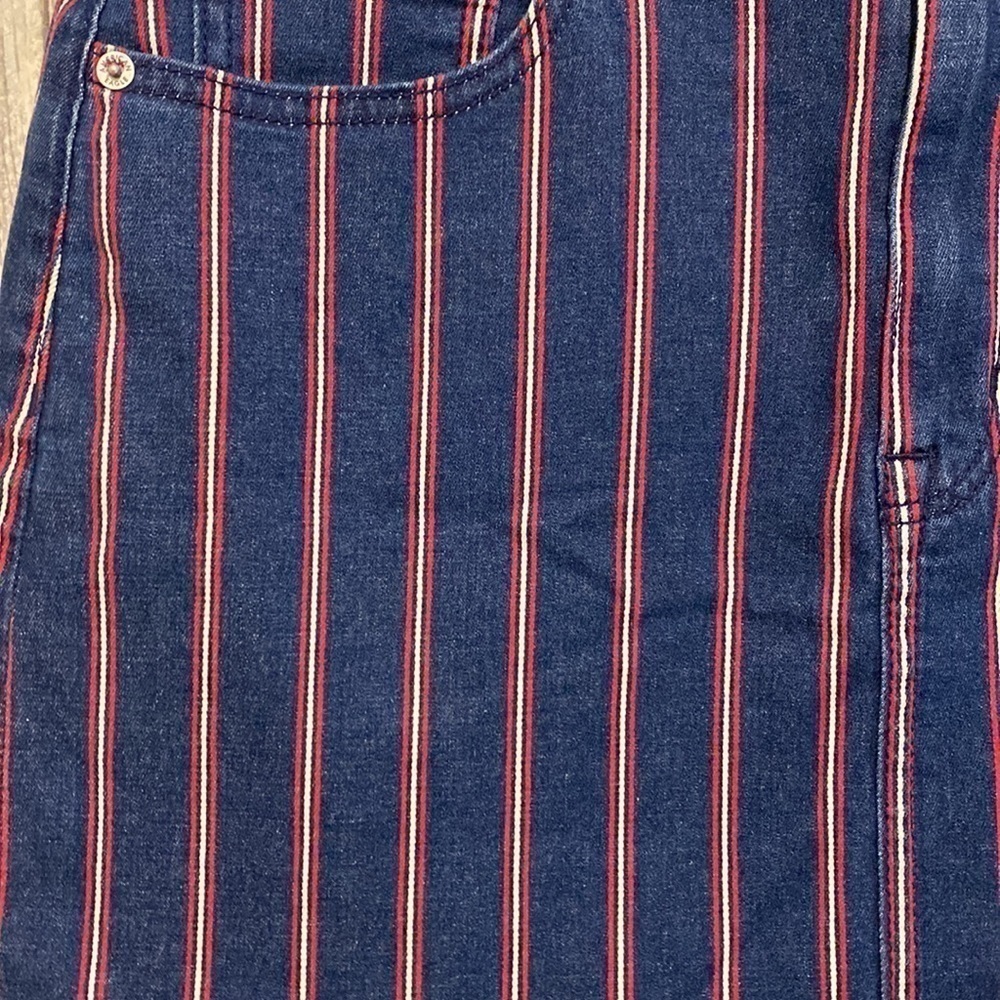 NWT American Eagle | Patriotic High Rise Mini Denim Skirt | Size 8 - Picture 4 of 11